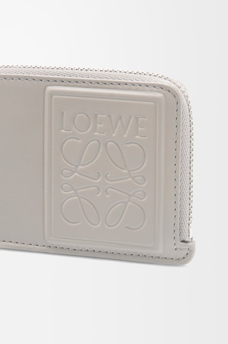 LOEWE Coin cardholder in satin calfskin Shell Grey
