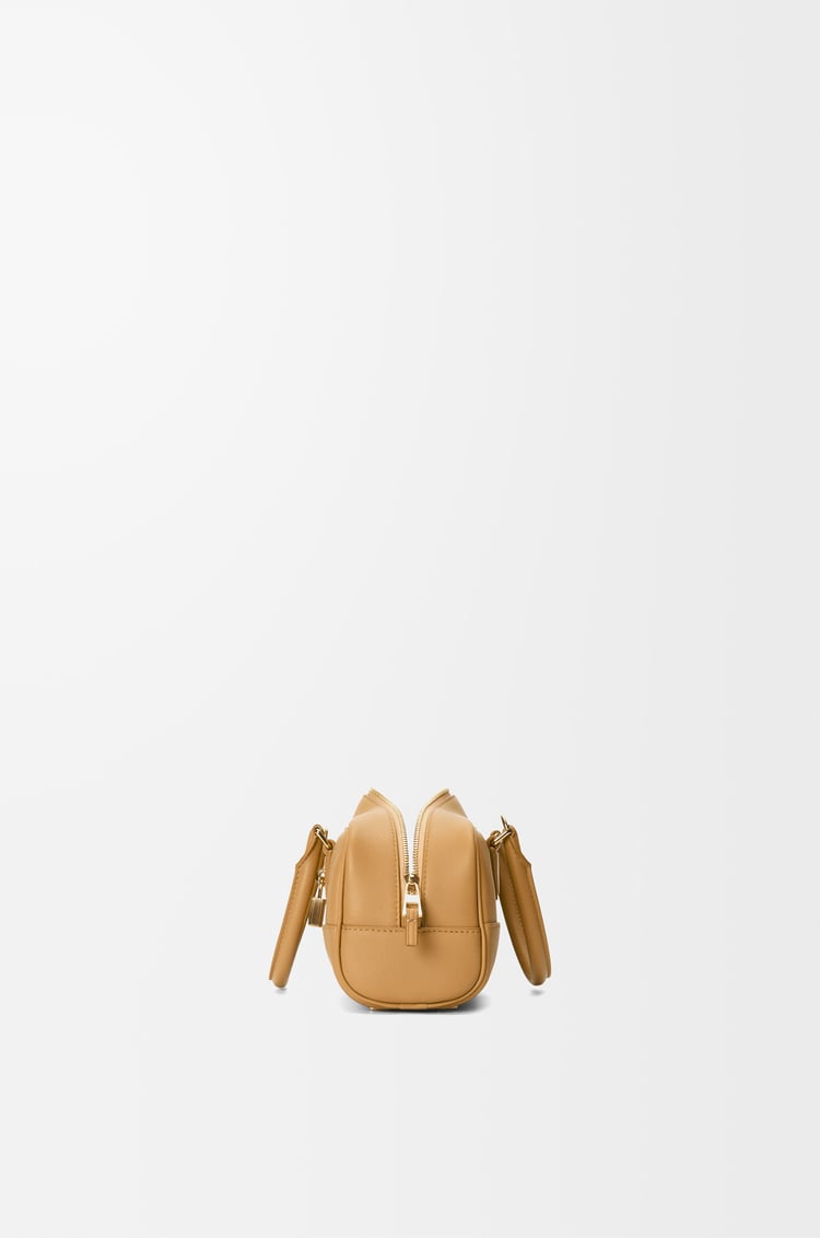 LOEWE アマソナ23 クロップド バッグ（ナパカーフ） ウォームデザート