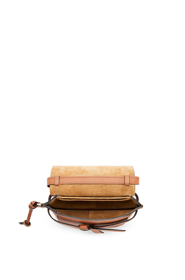 LOEWE Mini Gate dual bag in pebble grain calfskin Tan