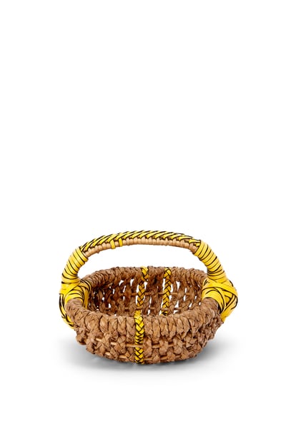 LOEWE Portugese braided basket in reed and leather 自然色/棕褐色 plp_rd