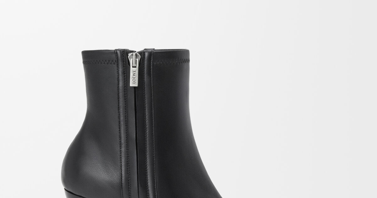 女性の高級ブーツ - LOEWE - LOEWE - ロエベ 日本 公式サイト