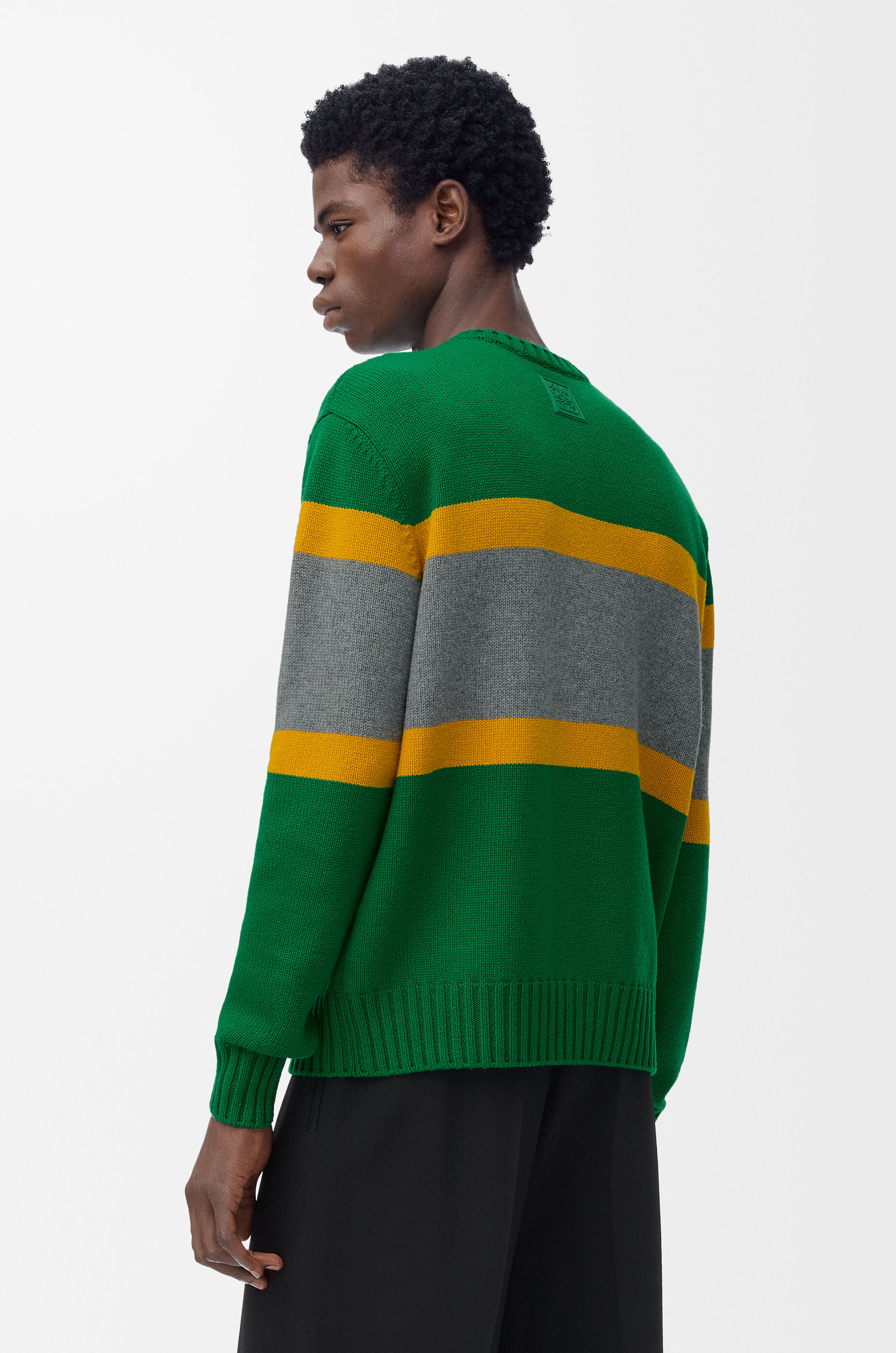 LOEWE ダークグリーン ケーブル編みセーター