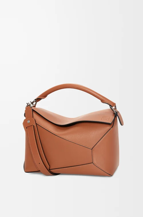 LOEWE Medium Puzzle Edge bag in classic calfskin Tan