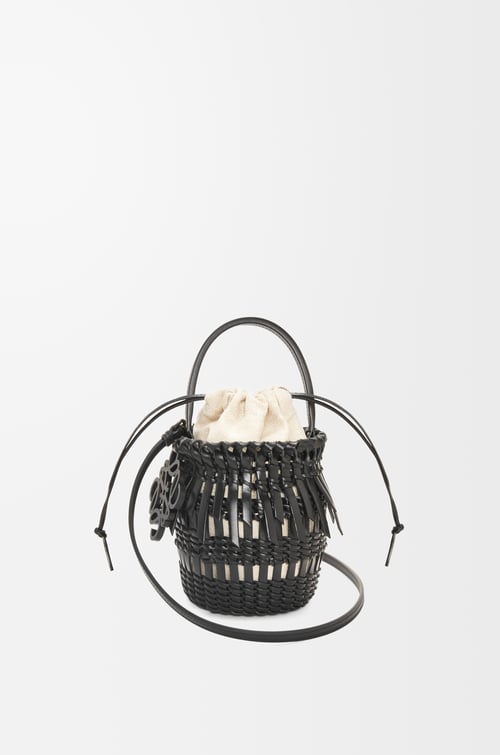 LOEWE Bolso Bucket Fringe pequeño en piel de ternera Negro