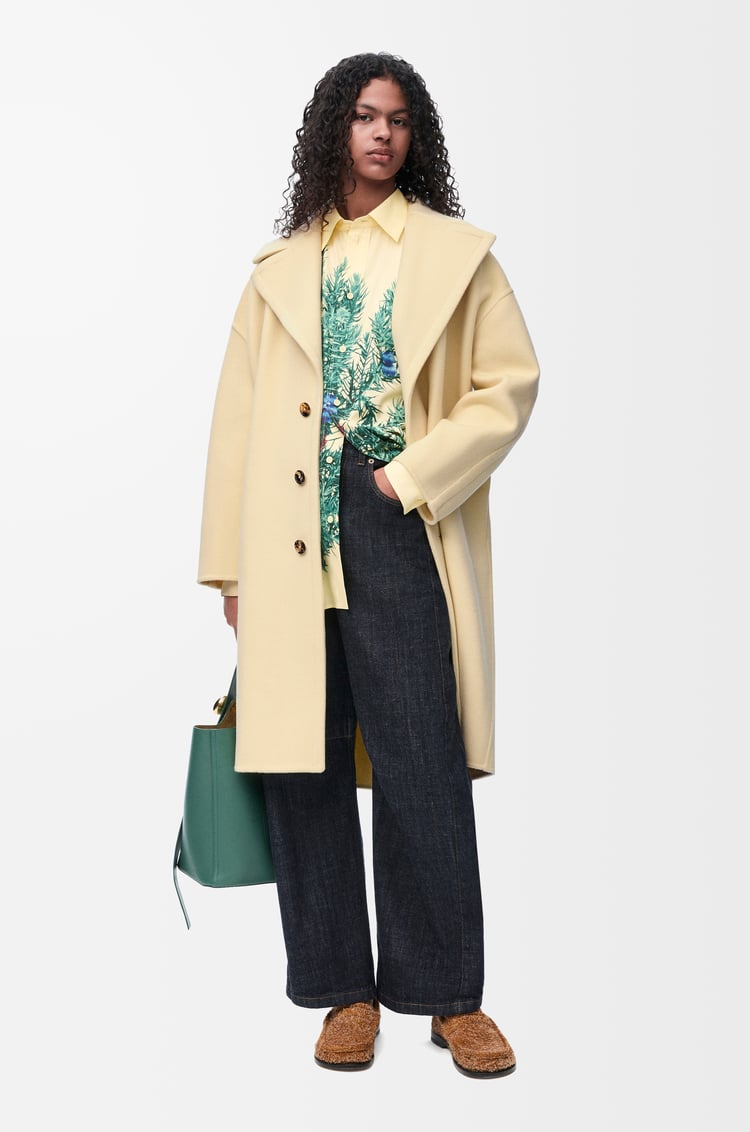 LOEWE Coat in wool Vanilla