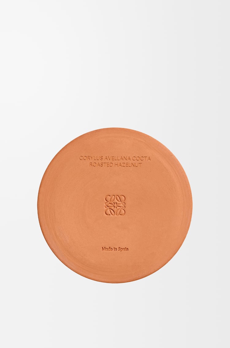 LOEWE ローストヘーゼルナッツ キャンドル ラージ ブラック