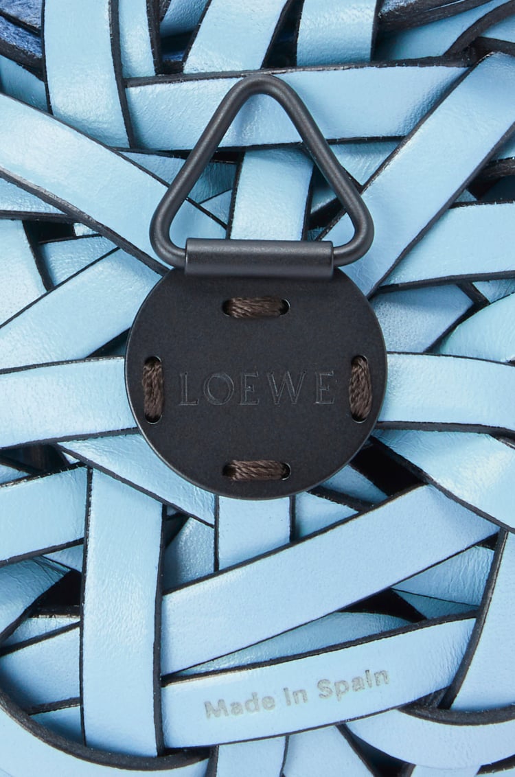 LOEWE 牛皮革和竹子编织鸟巢花瓶 浅蓝色