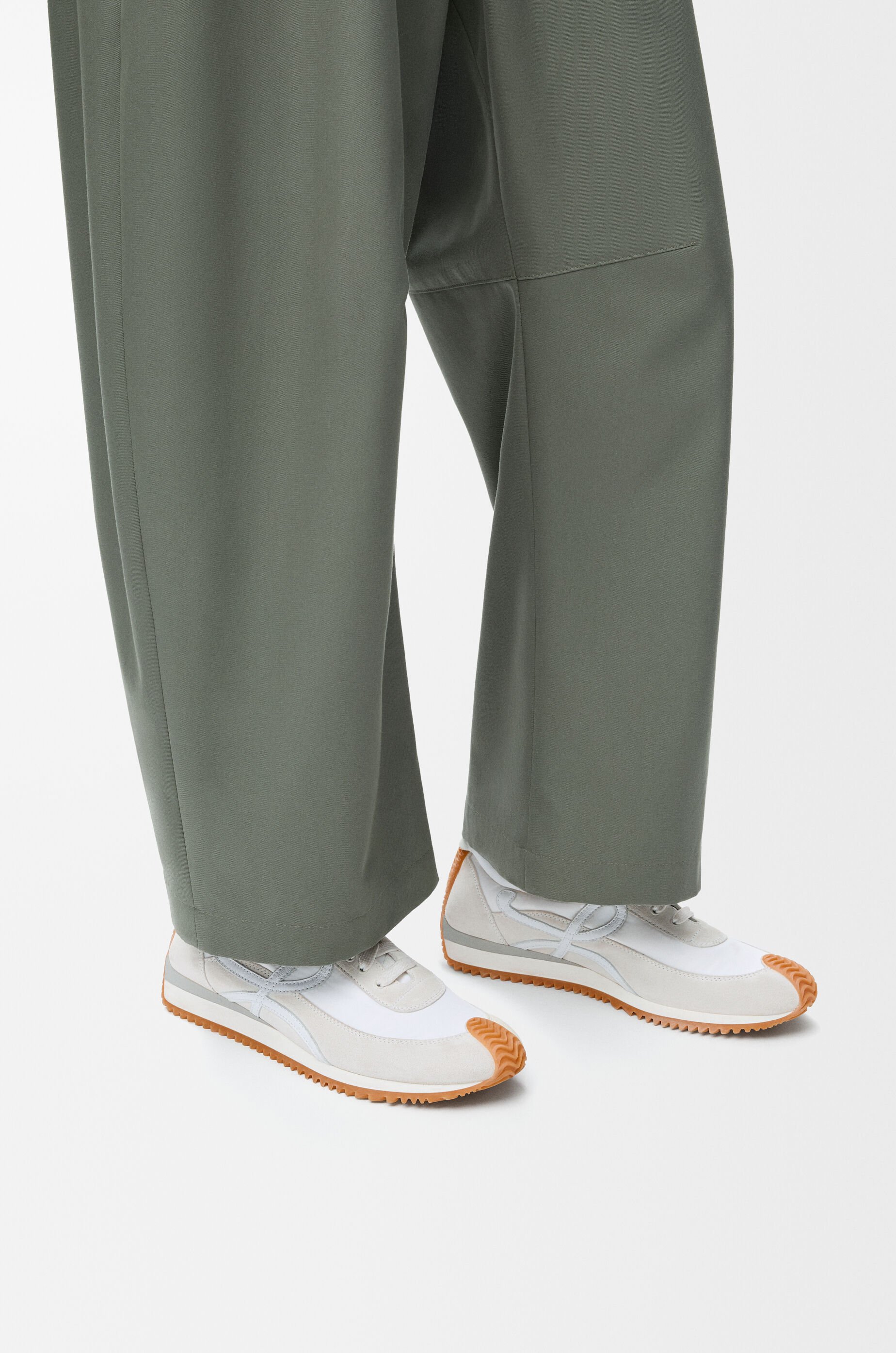 ロエベ ホワイト Flow Runner スニーカー Flow Runner in nylon and suede White - LOEWE