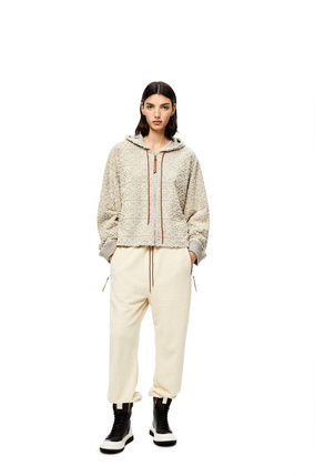 LOEWE Oversize Anagram zip hoodie in cotton Grey/Ecru plp_rd