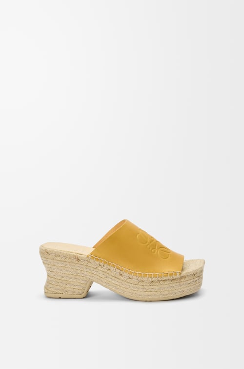 LOEWE Petal espadrille platform slide in vegetable-tanned calfskin Ochre