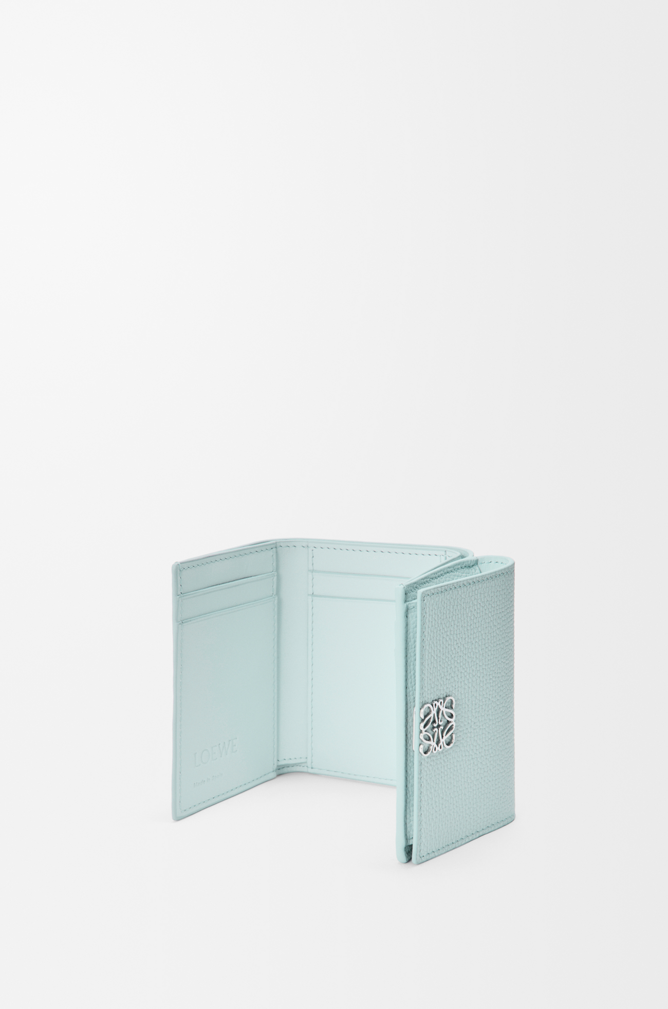 LOEWE Cartera con tres pliegues Anagram en piel de ternera Helado