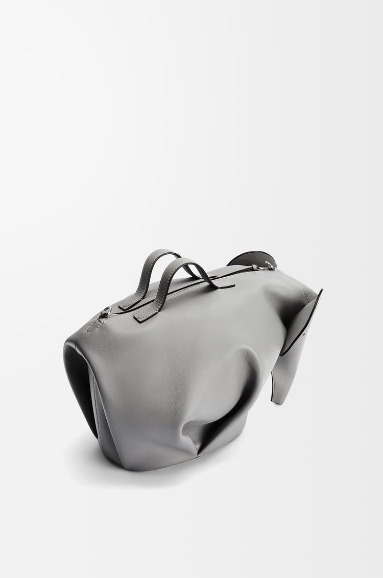 LOEWE Bolso Elephant grande en piel de ternera Gris Asfalto