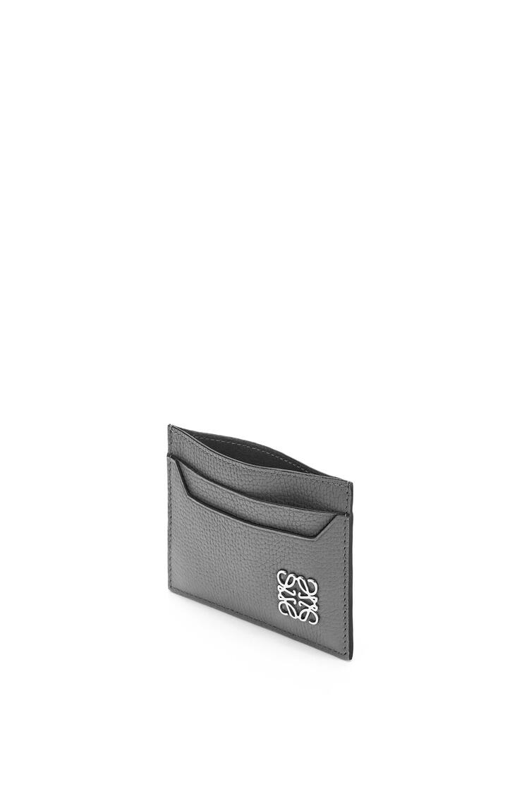 LOEWE Anagram plain cardholder in pebble grain calfskin Asphalt Grey pdp_rd