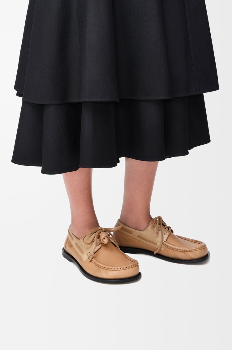 LOEWE Campo boat shoe in soft calfskin Cinnamon/Sand