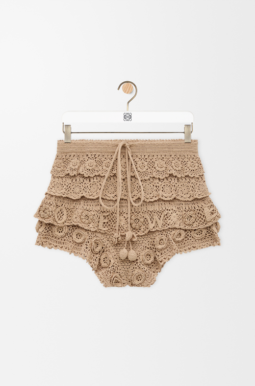 LOEWE Pantalón corto en crochet de algodón Beige
