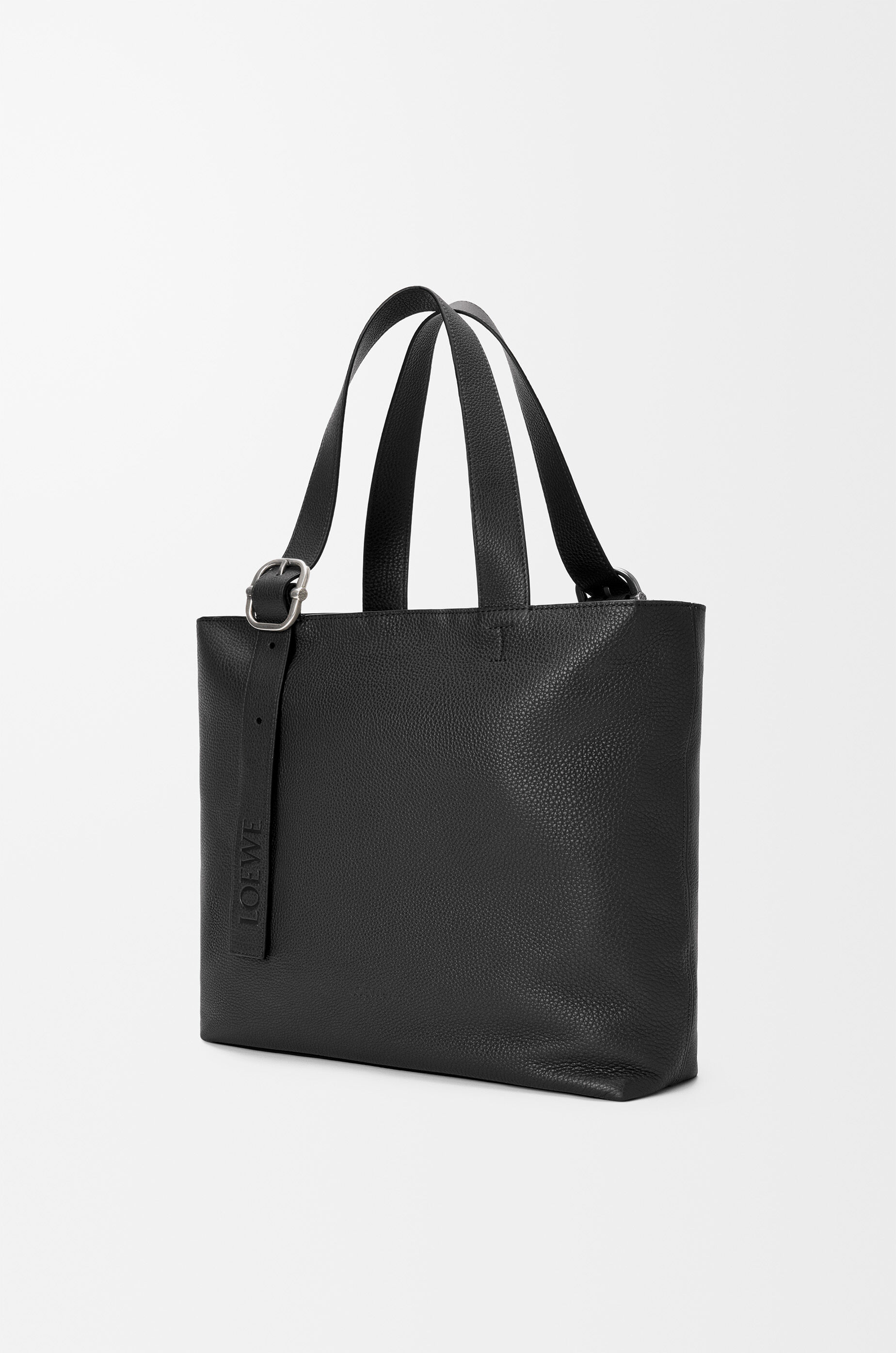 E*♡様 LOEWE ブラック レザートートバッグ ループ ジップ トート（サプルグレインカーフ） ブラック - ロエベ