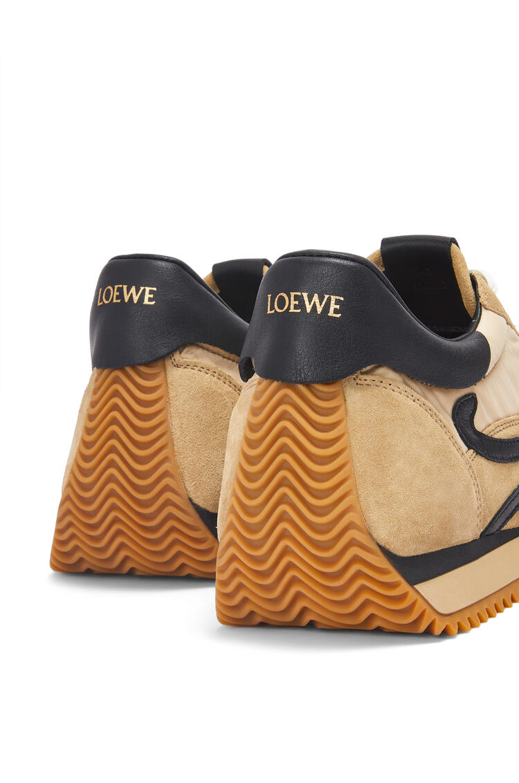 LOEWE 麂皮 Flow 跑鞋 Gold/Black