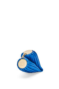 LOEWE Pouch pequeño en forma de pulsera en napa plisada Azul Royal