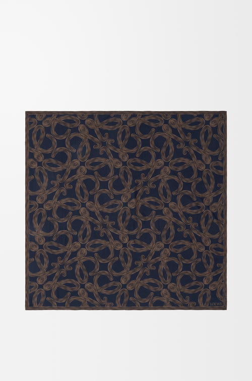 LOEWE Pañuelo en seda Azul Marino/Marrón