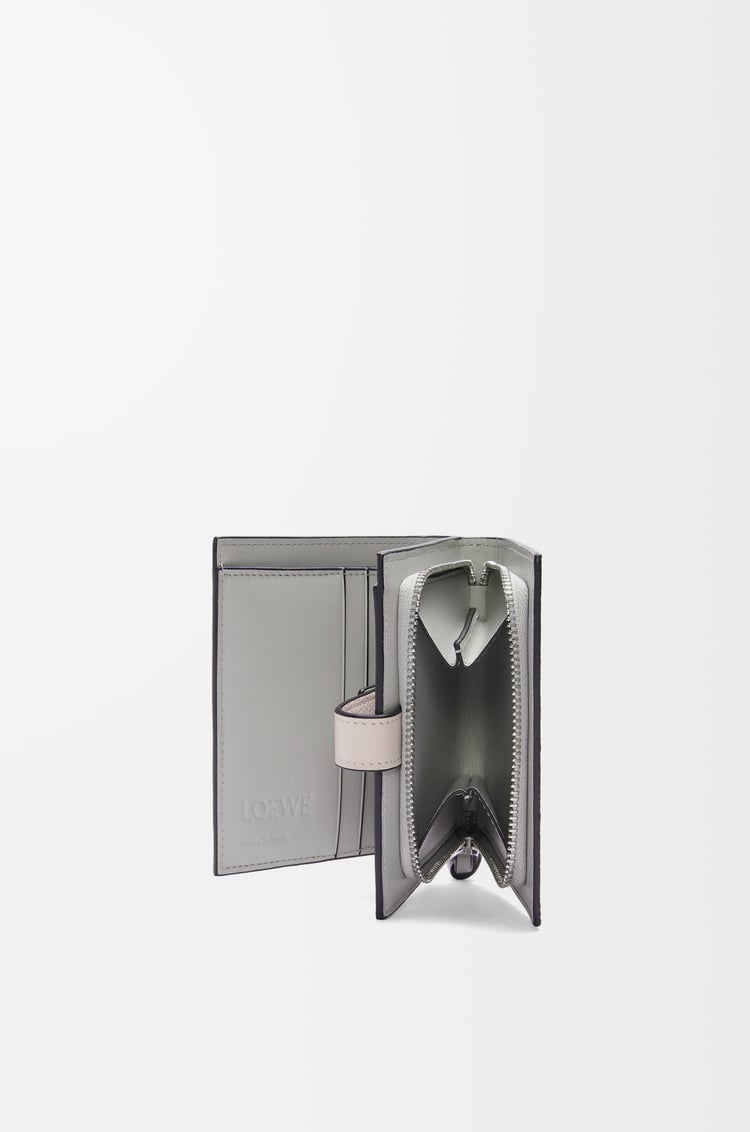 LOEWE コンパクト ジップウォレット（ソフトグレインカーフ） タルク/ライトオーツ