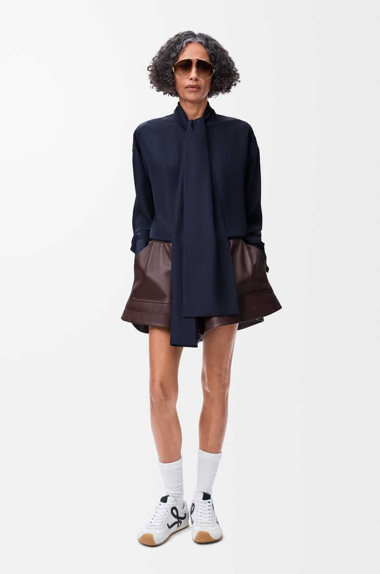 LOEWE スカーフ シャツ（シルク） ネイビーブルー