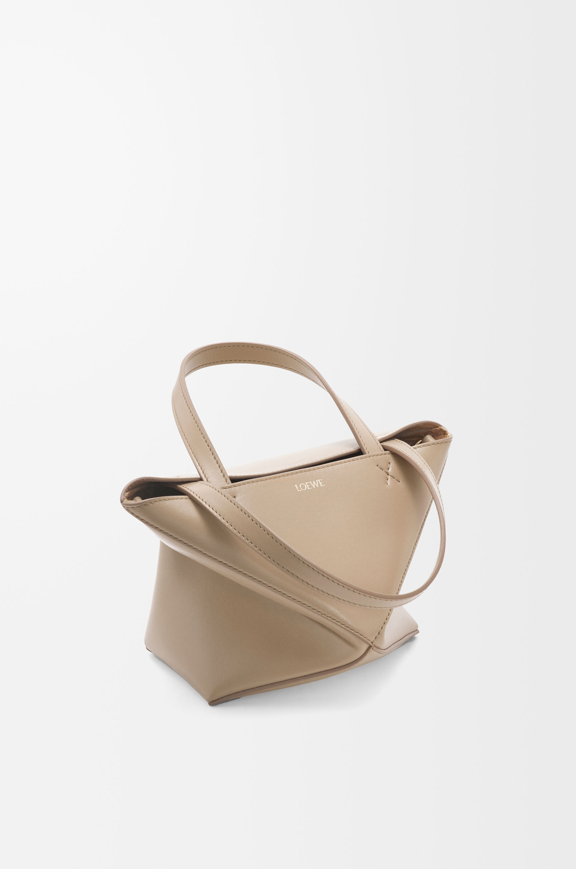 パズルフォルドトート ミニ（シャイニーカーフ） ベージュ - LOEWE