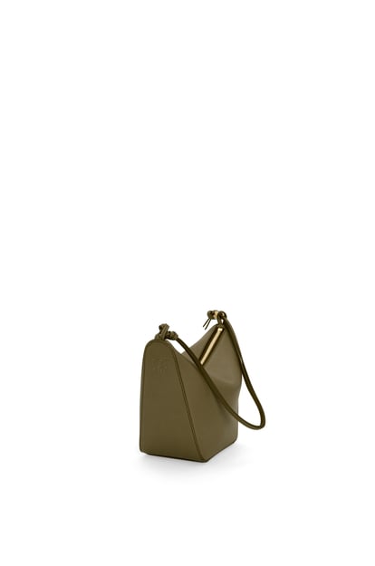 LOEWE Mini Hammock Hobo bag in classic calfskin 深卡其綠 plp_rd