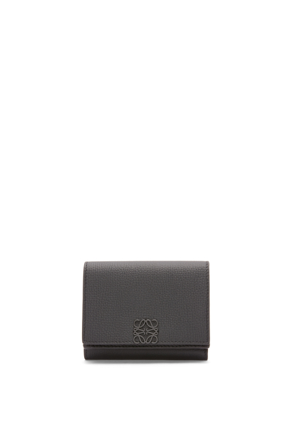 LOEWE Anagram trifold wallet in pebble grain calfskin Black