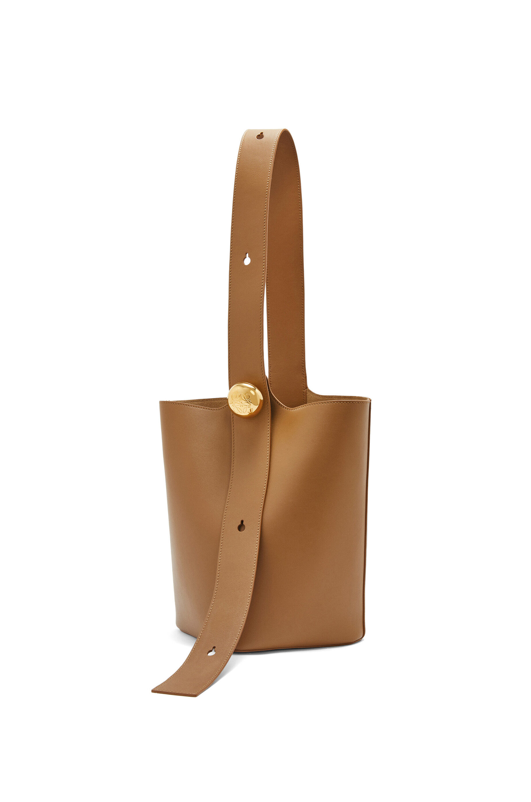 Loewe aus clearance