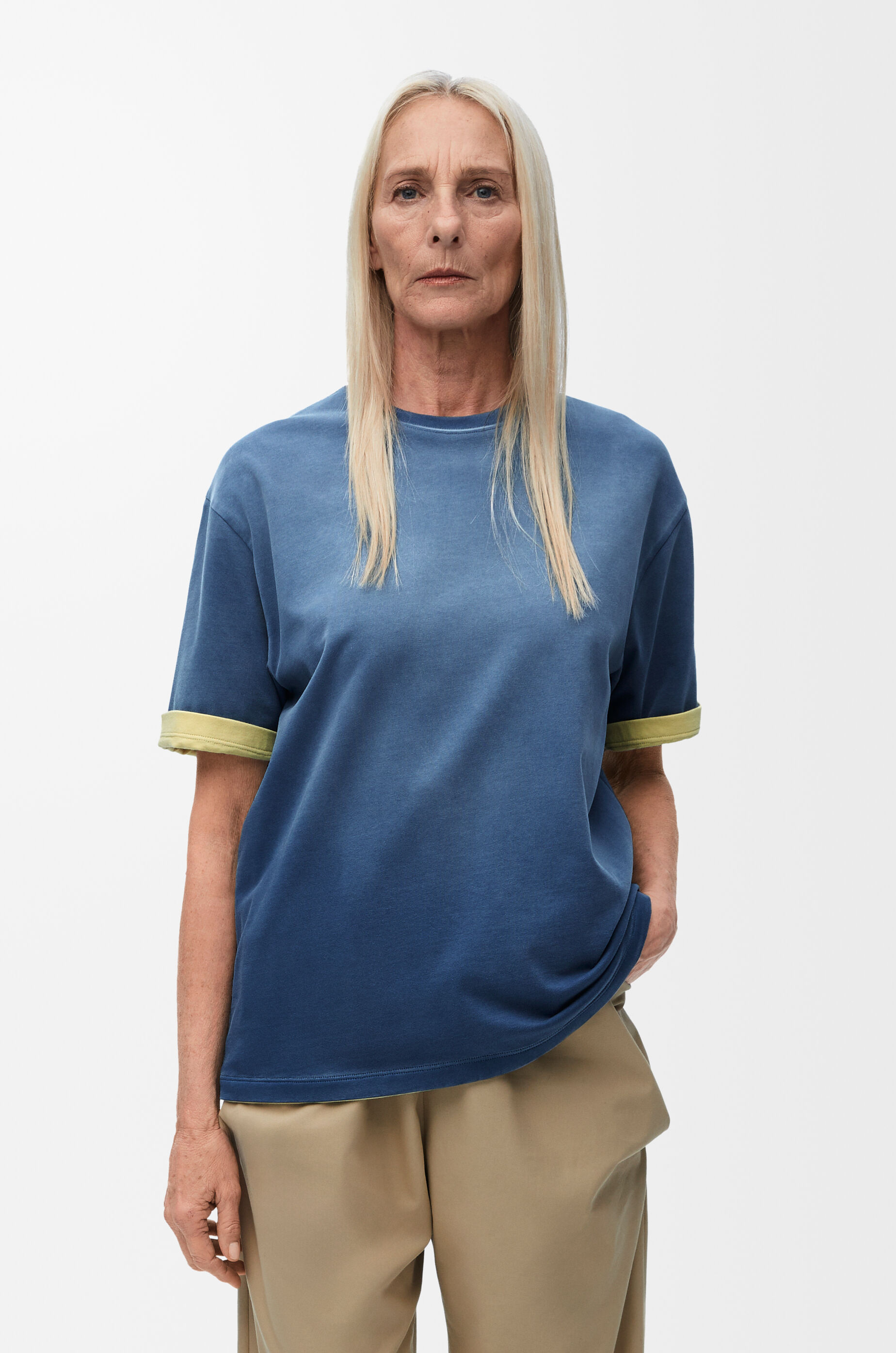 ロエベ オーバー　Tシャツ XS H526Y22XAZ_1440_1F.jpg