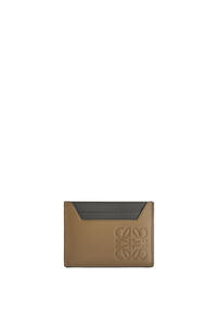 LOEWE Brand plain cardholder in classic calfskin Khaki Brown