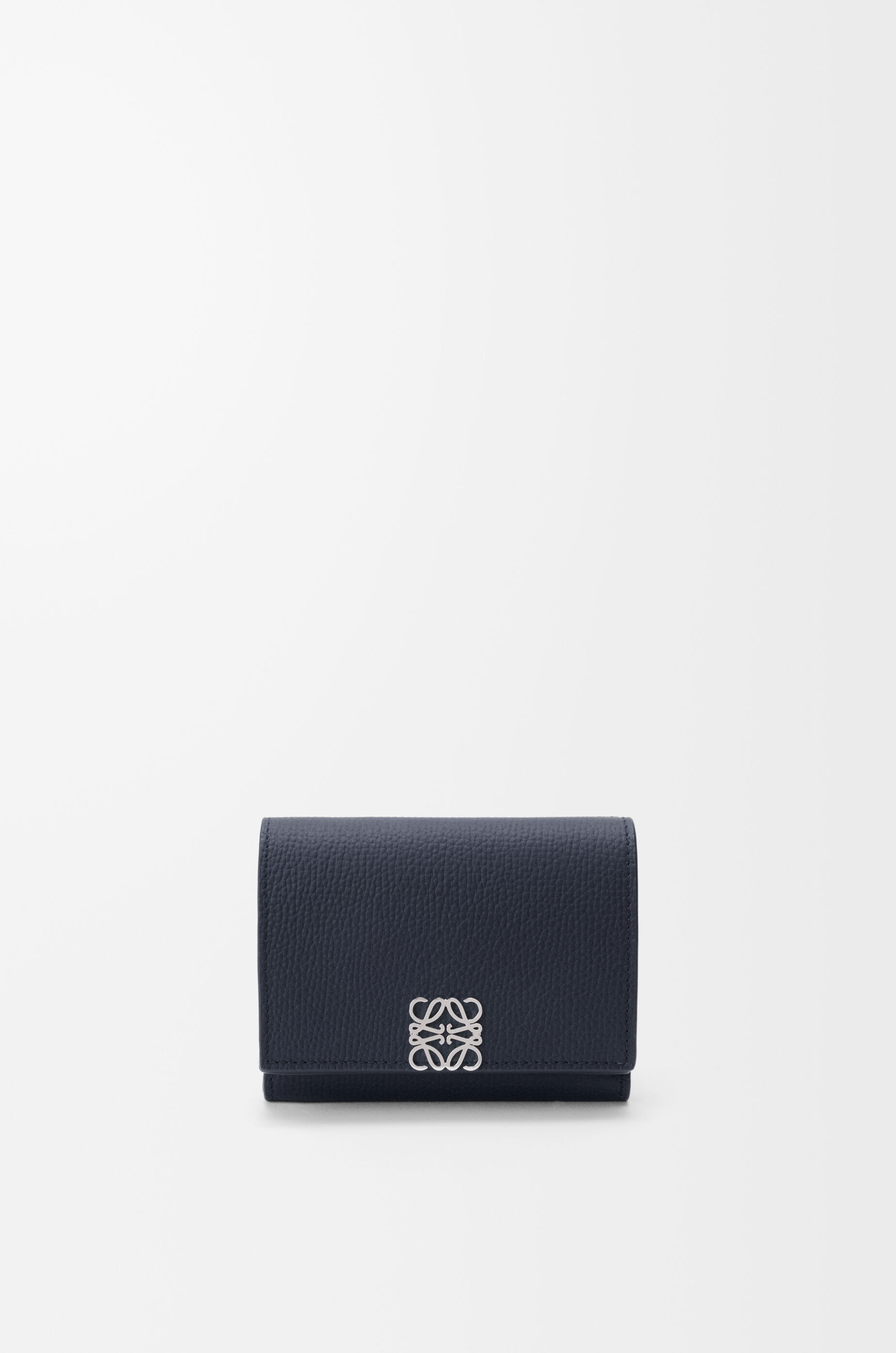 LOEWE レディース財布 Anagram trifold wallet in pebble grained calfskin Blue - LOEWE USA