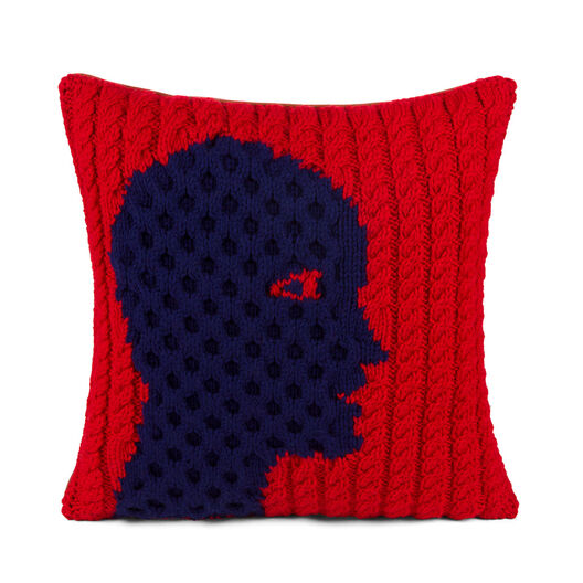 LOEWE Hand Knitted Cushion 6 40X40 Red/Blue LOEWE Hand Knitted Cushion 6 40X40 Red/Blue all