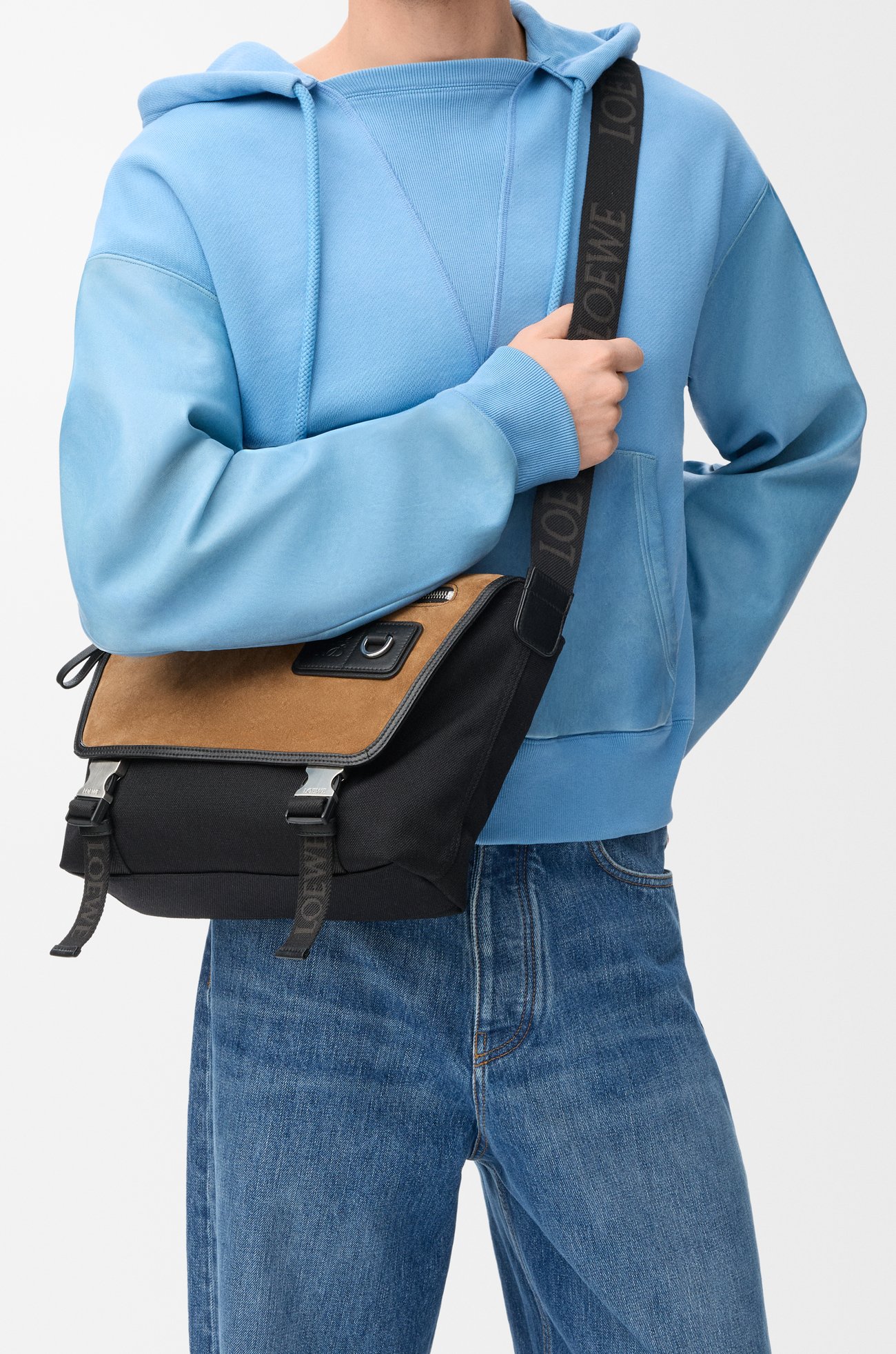LOEWE Medium Flex messenger in canvas and suede Black/Dark Gold