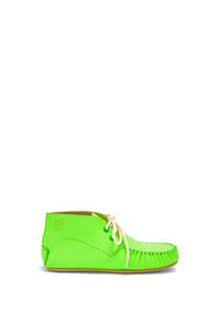 LOEWE Soft lace up shoe in calfskin Neon Green pdp_rd