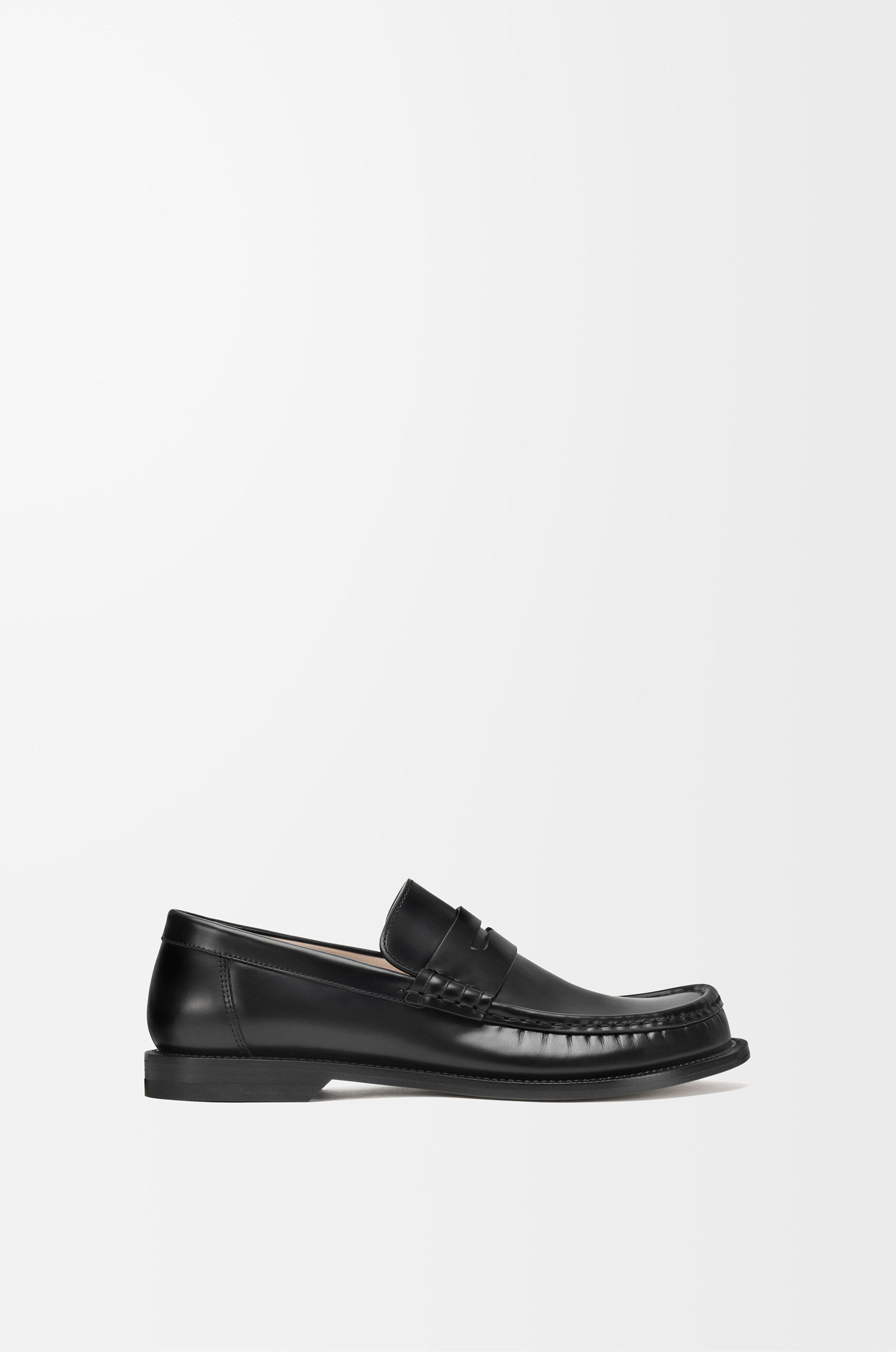 【特別セール品】 カンポ ローファー（ブラッシュドカーフ） ブラック - LOEWE 靴
