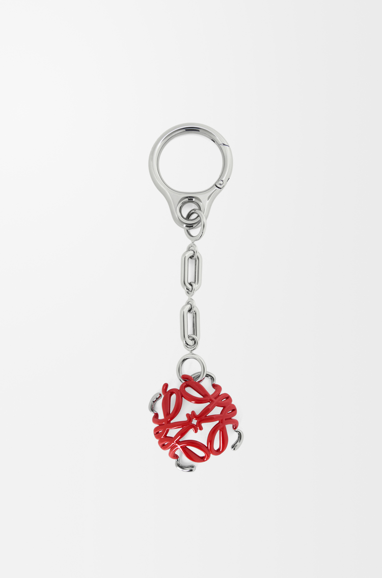 LOEWE Charm Scarabeo Anagram Plateado/Rojo