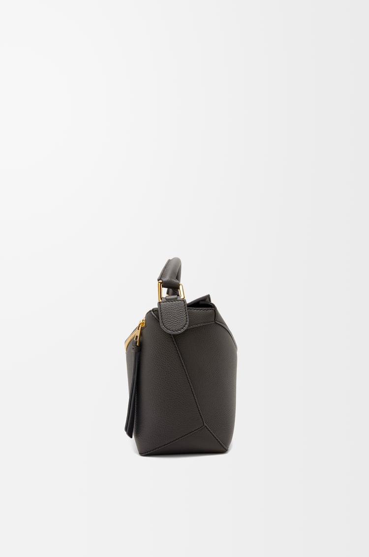 LOEWE Bolso Puzzle pequeño en piel de ternera Gris Oscuro