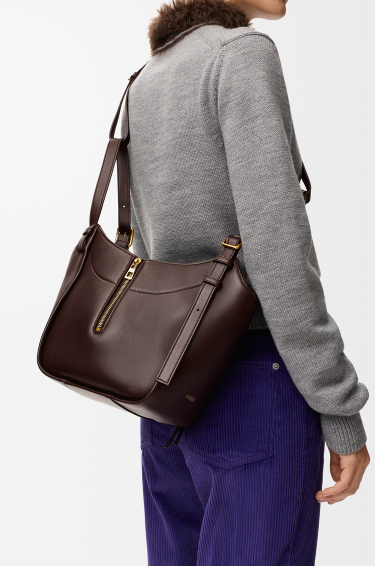 LOEWE ハンモック フリップ バッグ（クラシックカーフ） ダークブラウニー