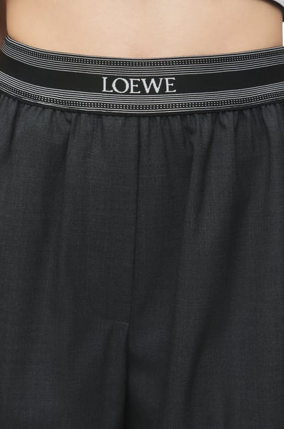 LOEWE Cropped trousers in wool 混色炭灰 plp_rd