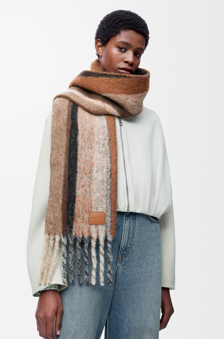 LOEWE Bufanda en mezcla de alpaca y lana Beige/Multicolor