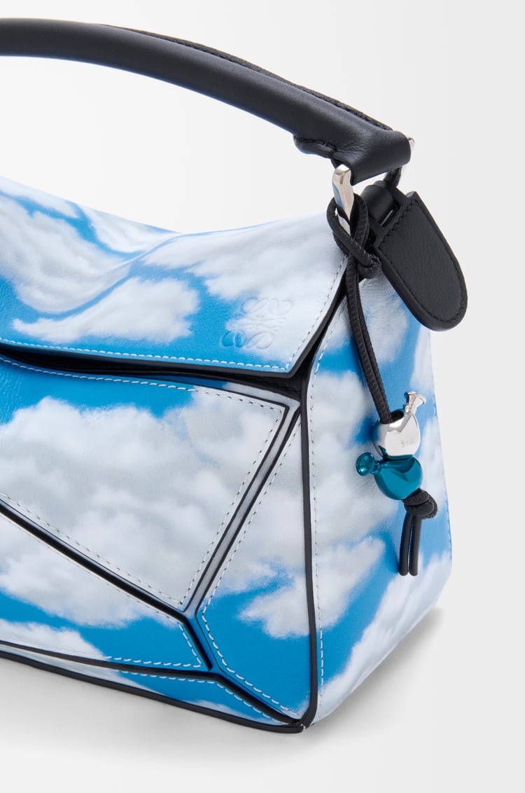 LOEWE Puzzle 10 Cloud re-edition in nappa calfskin Black/Blue