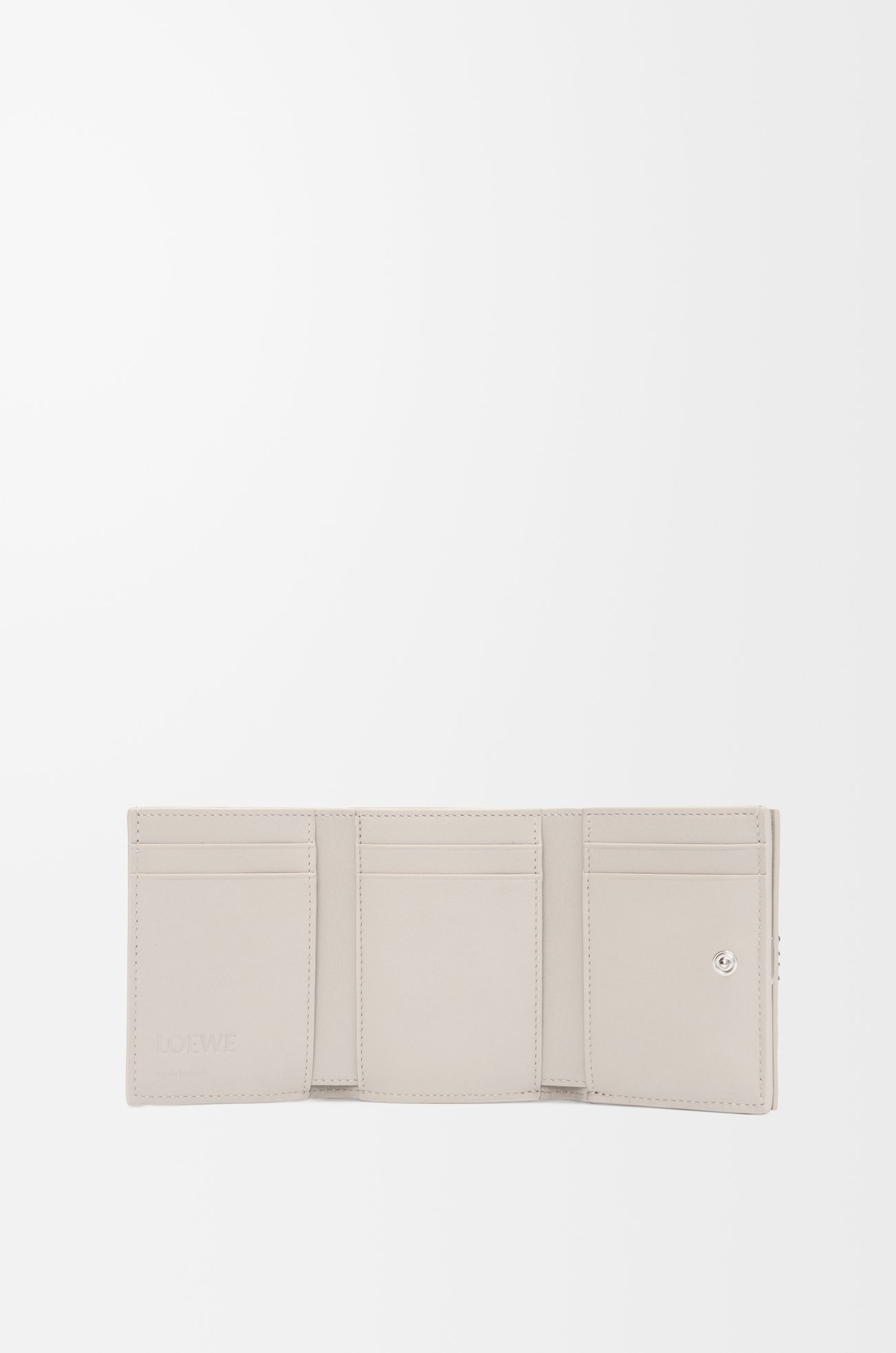 LOEWE アナグラム トライフォールド ウォレット（ペブルグレインカーフ） ライトゴースト