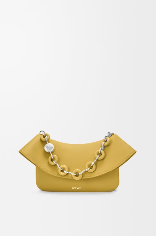 LOEWE オラ バッグ ミディアム（スムースカーフ） ジンジャー