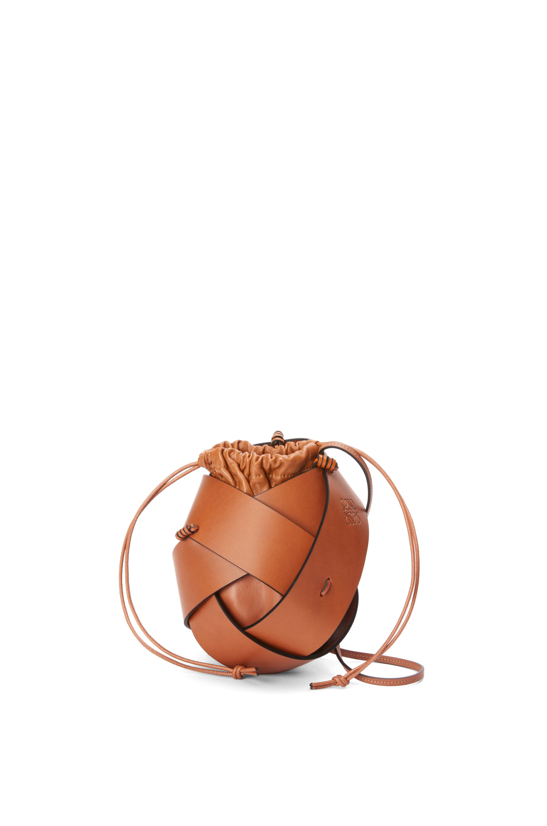 Interlaced pocket in calfskin Tan LOEWE