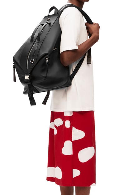 LOEWE Convertible backpack in classic calfskin Black plp_rd