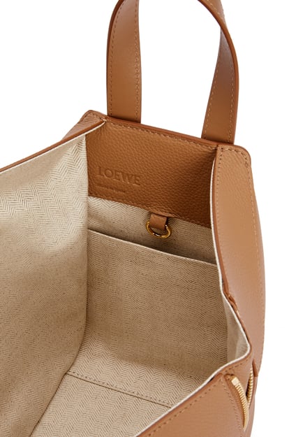 LOEWE Compact Hammock bag in soft grained calfskin Toffee plp_rd