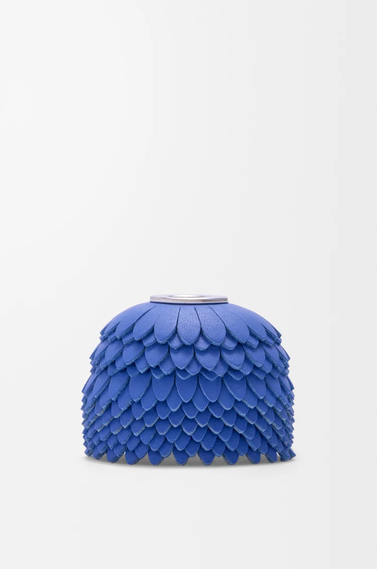 LOEWE フラワー チャーム（カーフ） シーサイドブルー