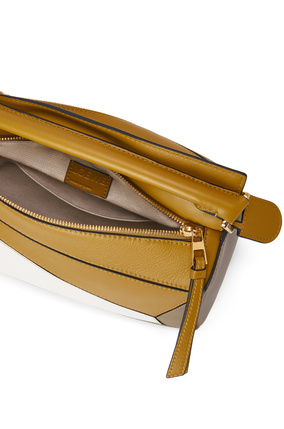 LOEWE Small Puzzle bag in classic calfskin Ochre/Soft White