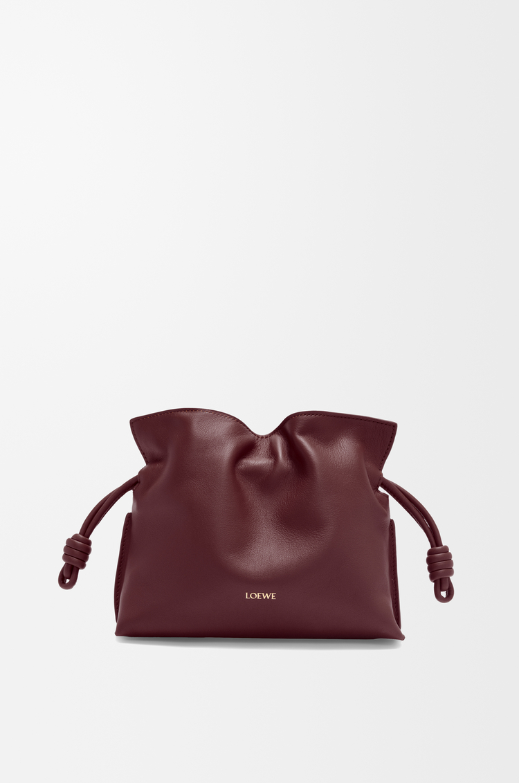 LOEWE Mini Flamenco Clutch aus Nappa-Kalbsleder Dunkles Burgunderrot